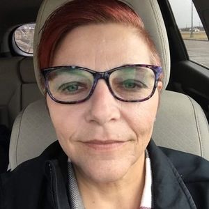 Meet your Posher, Leigh